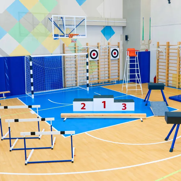 Щит баскетбольный игровой (монолитный поликарбонат) 1050х1800 мм ZAVODSPORTA за 47&nbsp;600 ₽ в Волгограде